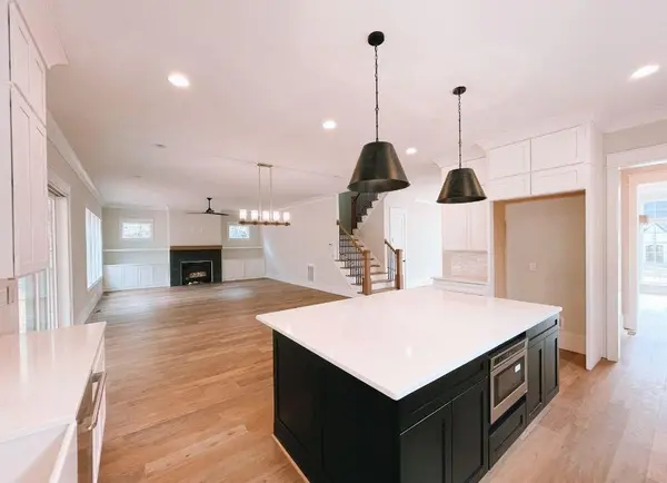 Should You Replace Flooring Before You Sell,Scott Williamson