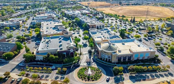 As Roseville Grows, New Businesses Open
