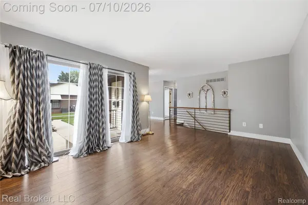40424 Newport DR #73, Plymouth Charter Township, MI 48170