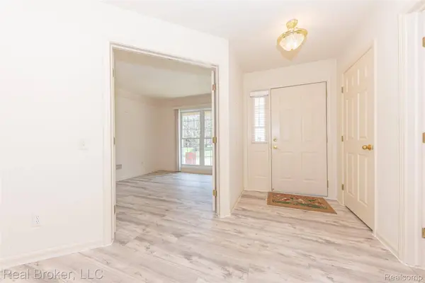 39836 Eagle Trace DR, Northville Township, MI 48168