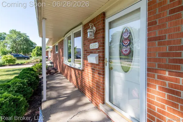 15009 Houghton ST, Livonia, MI 48154