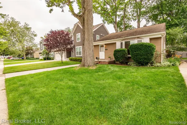 1919 Fern ST, Royal Oak, MI 48073