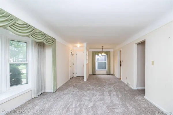 1919 Fern ST, Royal Oak, MI 48073