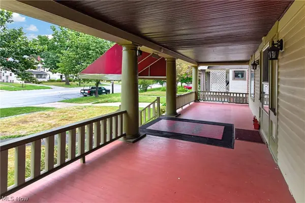 16317 Clifton BLVD, Lakewood, OH 44107