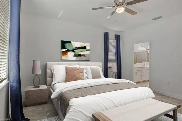 18293 Ridgeline DR, Estero, FL 33928