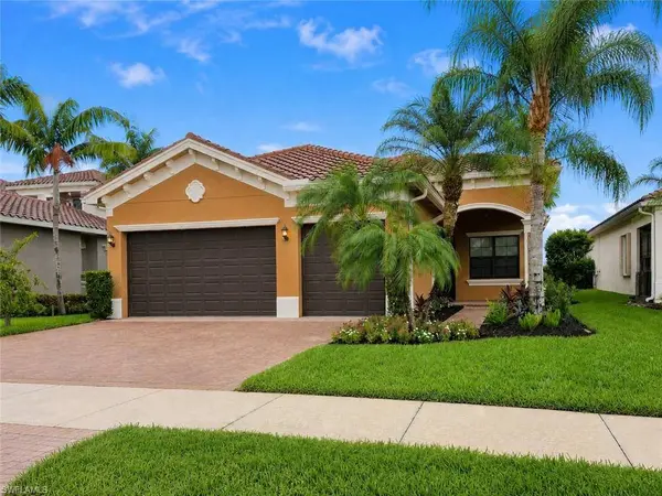 13783 Luna DR, Naples, FL 34109