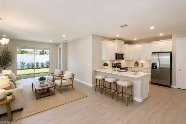 1248 Enbrook LOOP, Naples, FL 34114