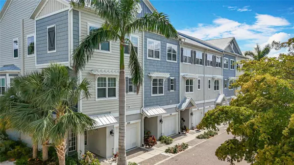 3138 NAUTICAL PL S, St Petersburg, FL 33712