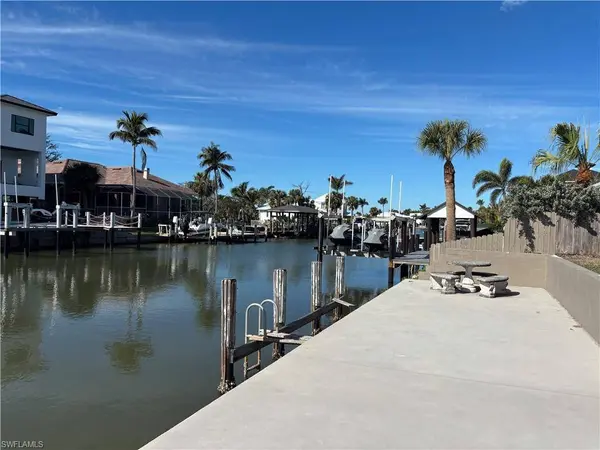 452 Seabee AVE, Naples, FL 34108