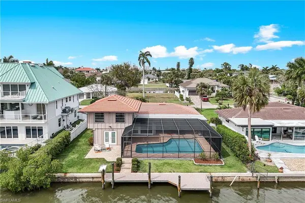 480 Oak AVE, Naples, FL 34108