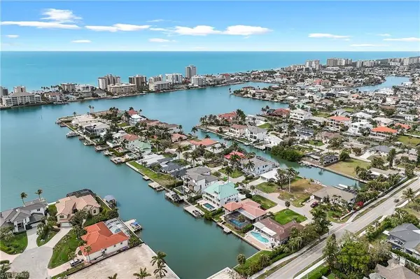 480 Oak AVE, Naples, FL 34108