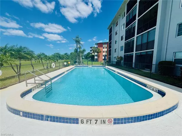 190 Pebble Beach BLVD #304, Naples, FL 34113