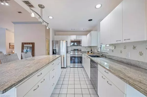 4151 Royal Wood BLVD, Naples, FL 34112