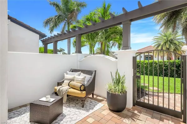 16366 CORSICA WAY #201, Naples, FL 34110