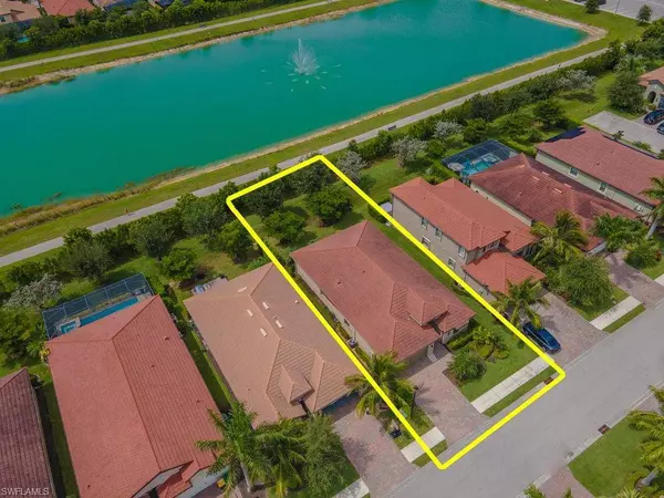 16374 Barclay CT, Naples, FL 34110