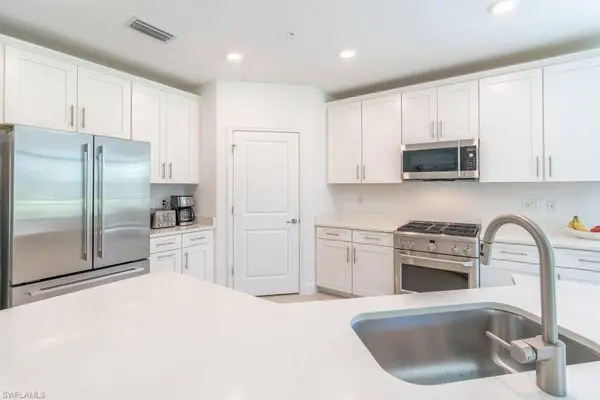 16352 VIANSA WAY #10-101, Naples, FL 34110