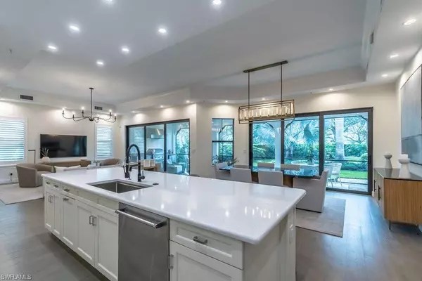 16394 Corsica WAY #101, Naples, FL 34110