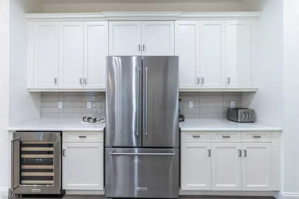 16394 Corsica WAY #101, Naples, FL 34110