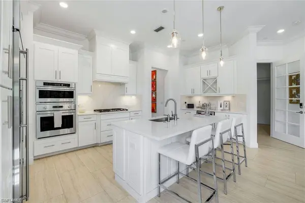 16374 Viansa WAY #5302, Naples, FL 34110