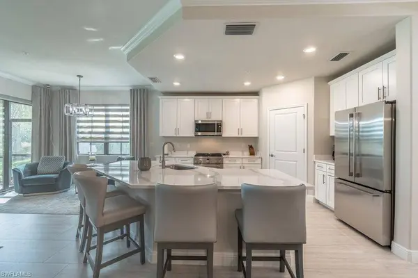 16352 Viansa WAY #102, Naples, FL 34110