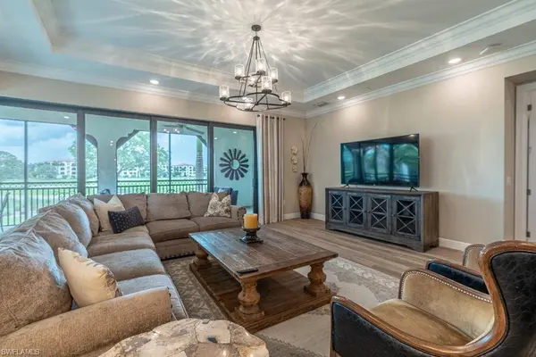 16375 Viansa WAY #102, Naples, FL 34110