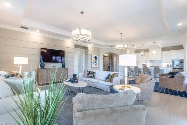 16379 Viansa WAY #301, Naples, FL 34110