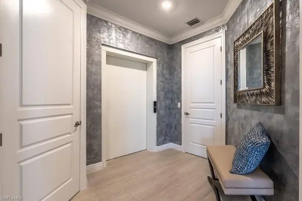16379 Viansa WAY #301, Naples, FL 34110
