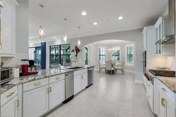 16436 Carrara WAY #101, Naples, FL 34110