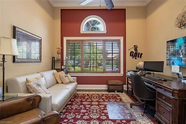 16524 Cellini LN, Naples, FL 34110