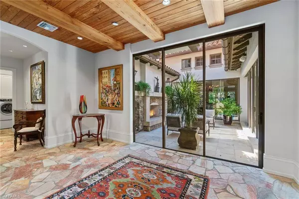 29150 Positano LN, Naples, FL 34110