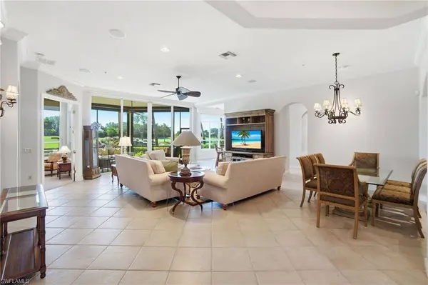 15520 Monterosso LN #102, Naples, FL 34110