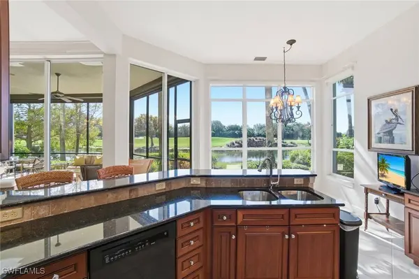 15520 Monterosso LN #102, Naples, FL 34110