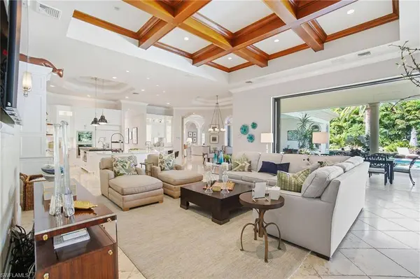 16961 Verona LN, Naples, FL 34110