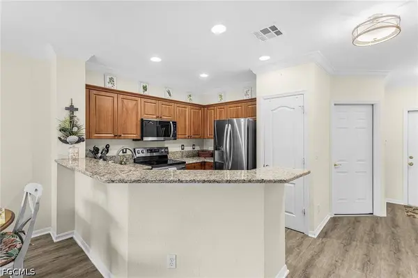8614 Athena CT, Lehigh Acres, FL 33971