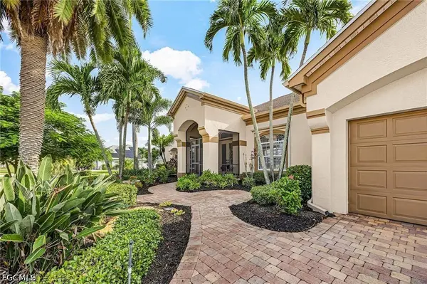 11928 King James CT, Cape Coral, FL 33991