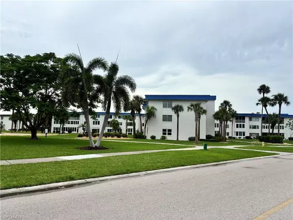1624 Pine Valley DR #115, Fort Myers, FL 33907
