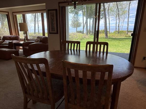 8125 Bay Dr, Egg Harbor, WI 54209