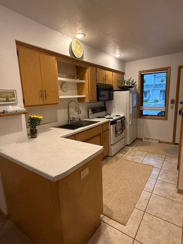 3910 County Rd F, Fish Creek, WI 54212