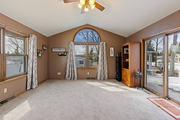 355 N 15th Dr, Sturgeon Bay, WI 54235