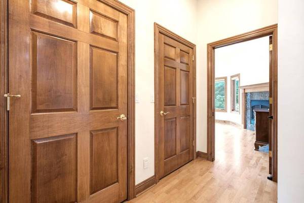 4725 Bluff Dr, Sturgeon Bay, WI 54235