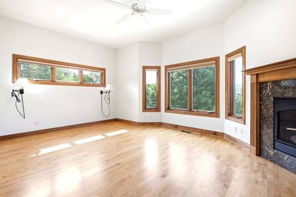 4725 Bluff Dr, Sturgeon Bay, WI 54235