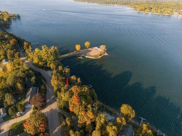 922 N Duluth Ave, Sturgeon Bay, WI 54235