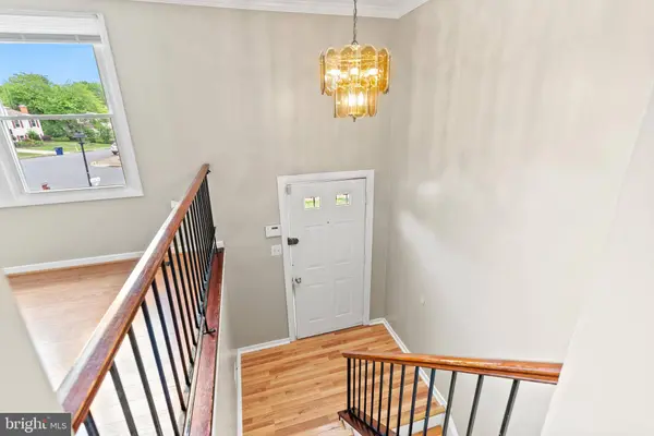 1263 WILSHIRE DR, Herndon, VA 20170