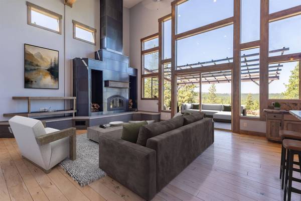 18875 Nighthawk Way, Truckee, CA 96161