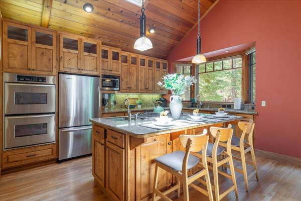 13369 Heidi Way, Truckee, CA 96161