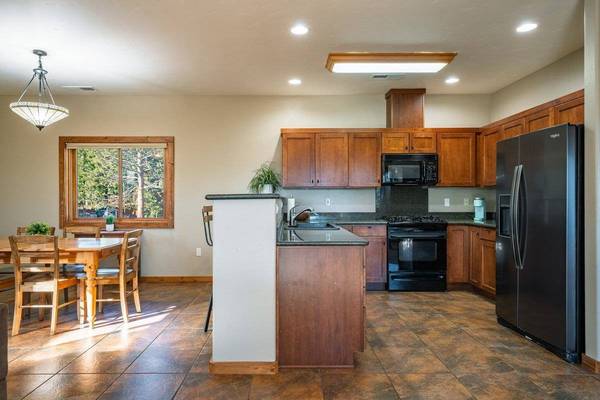 16725 Skislope Way #5, Truckee, CA 96161