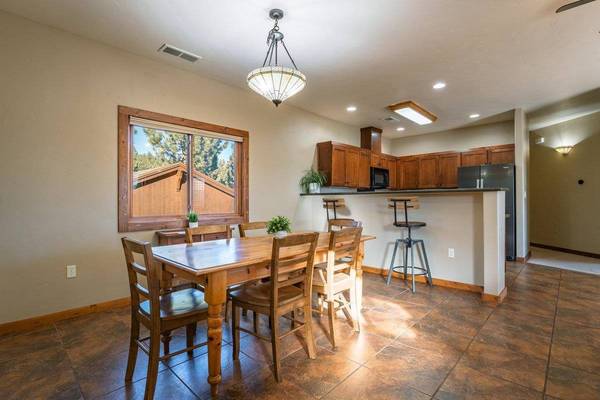 16725 Skislope Way #5, Truckee, CA 96161