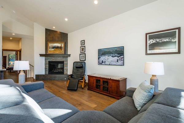 15780 Alder Creek Road, Truckee, CA 96161