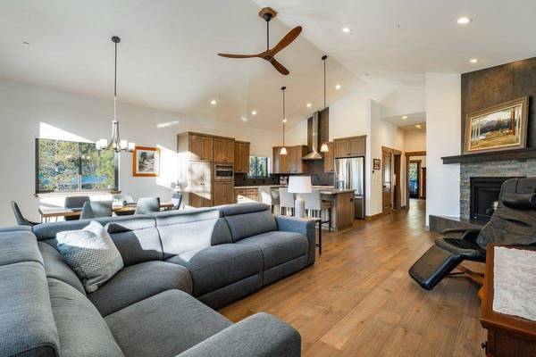 15780 Alder Creek Road, Truckee, CA 96161