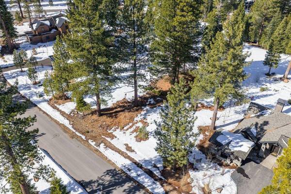 9313 Gaston Court, Truckee, CA 96161